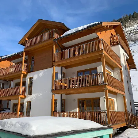 Schoenblick Mountain - By Smr - Inc Close To Gondola Appartamento