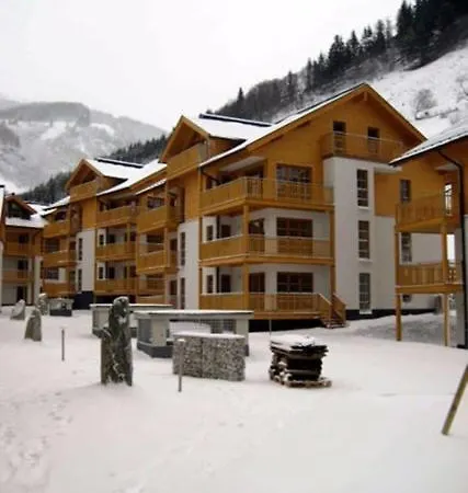 Schoenblick Mountain - By Smr - Inc Close To Gondola