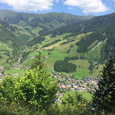 Schoenblick Mountain - By Smr - Inc Close To Gondola *