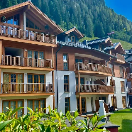 Schoenblick Mountain - By Smr - Inc Close To Gondola