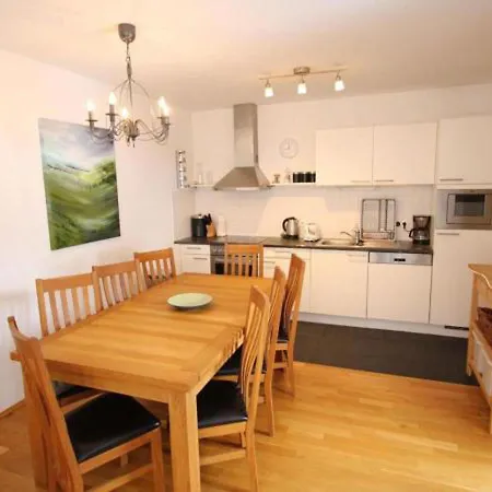 Schoenblick Mountain - By Smr - Inc Close To Gondola Rauris