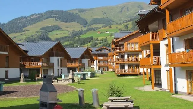 Schoenblick Mountain - By Smr - Inc Close To Gondola ラウリス