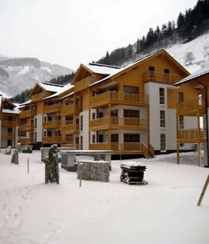 Schoenblick Mountain - By Smr - Inc Close To Gondola